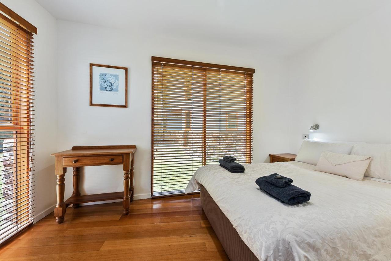 Wheelhouse Apartments Strahan Ngoại thất bức ảnh